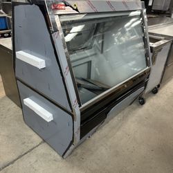 New Refrigerator Deli Case 