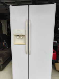 Frigidaire refrigerator