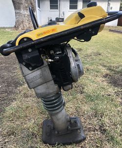 WACKER NEUSON 4-Stroke Vibratory Rammer