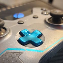 Halo Limited Edition Collectible Console & Controller