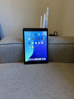 Apple iPad 7th Generation 32GB Wi-Fi - Space Gray