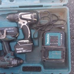 Makita Drill Set With Battery Charger And 2 Batteries 