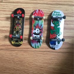 Wide Fingerboards/Teck Decks