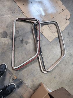 1947 - 54 Chevy Gmc Window Trims Molding
