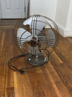 Rare Vintage GE General Electric 12” Metal Desk Fan Works Oscillation 1930’s