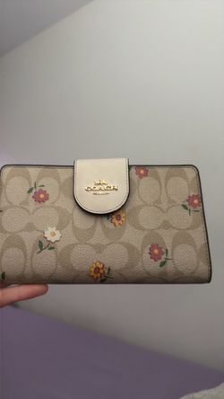 Coach flower wallet