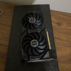 RTX4060 ASUS 