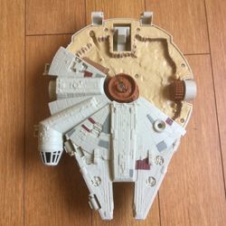 Star Wars Micro Machines Millennium Falcon