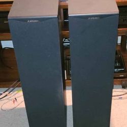 Mitsubishi Stereo Speakers 35” Tall - Model # M-F200 (Pair)
