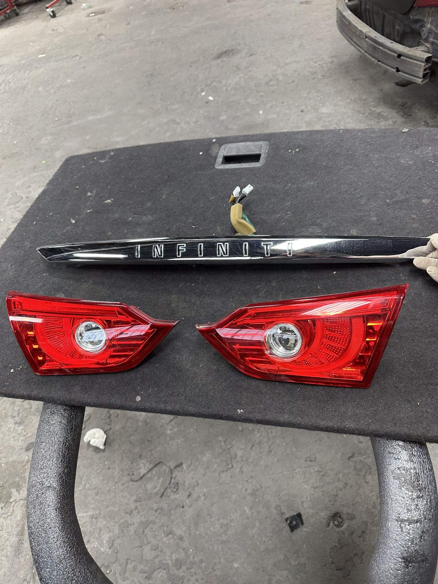 2014-18 Infinity Q-50 Trunk Molding And Lights Pair OEM