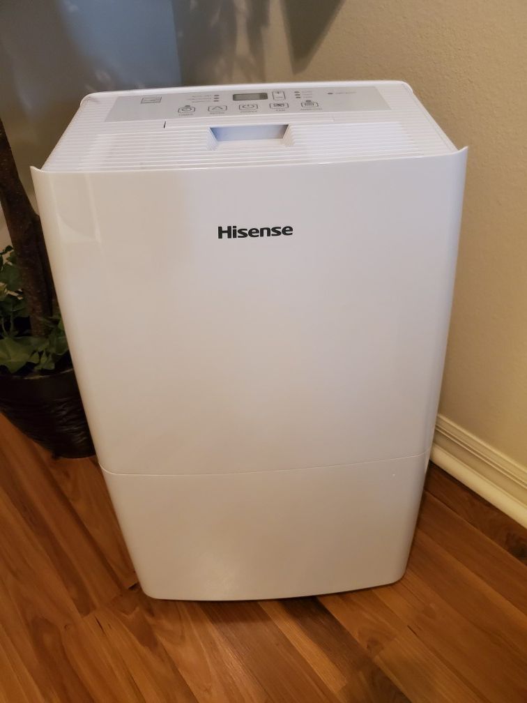 Hisense 50 Pint 2-Speed Dehumidifier (DH50K1W)