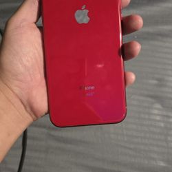 iPhone XR (iCloud Locked)