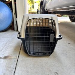 Cat/ Small Dog Crate 