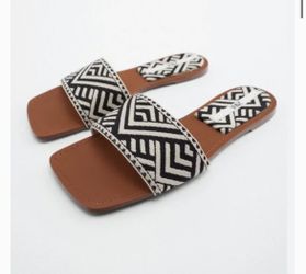 Zara LOW HEEL FABRIC SANDALS Size 35