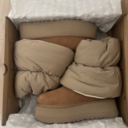 Ugg size 8 