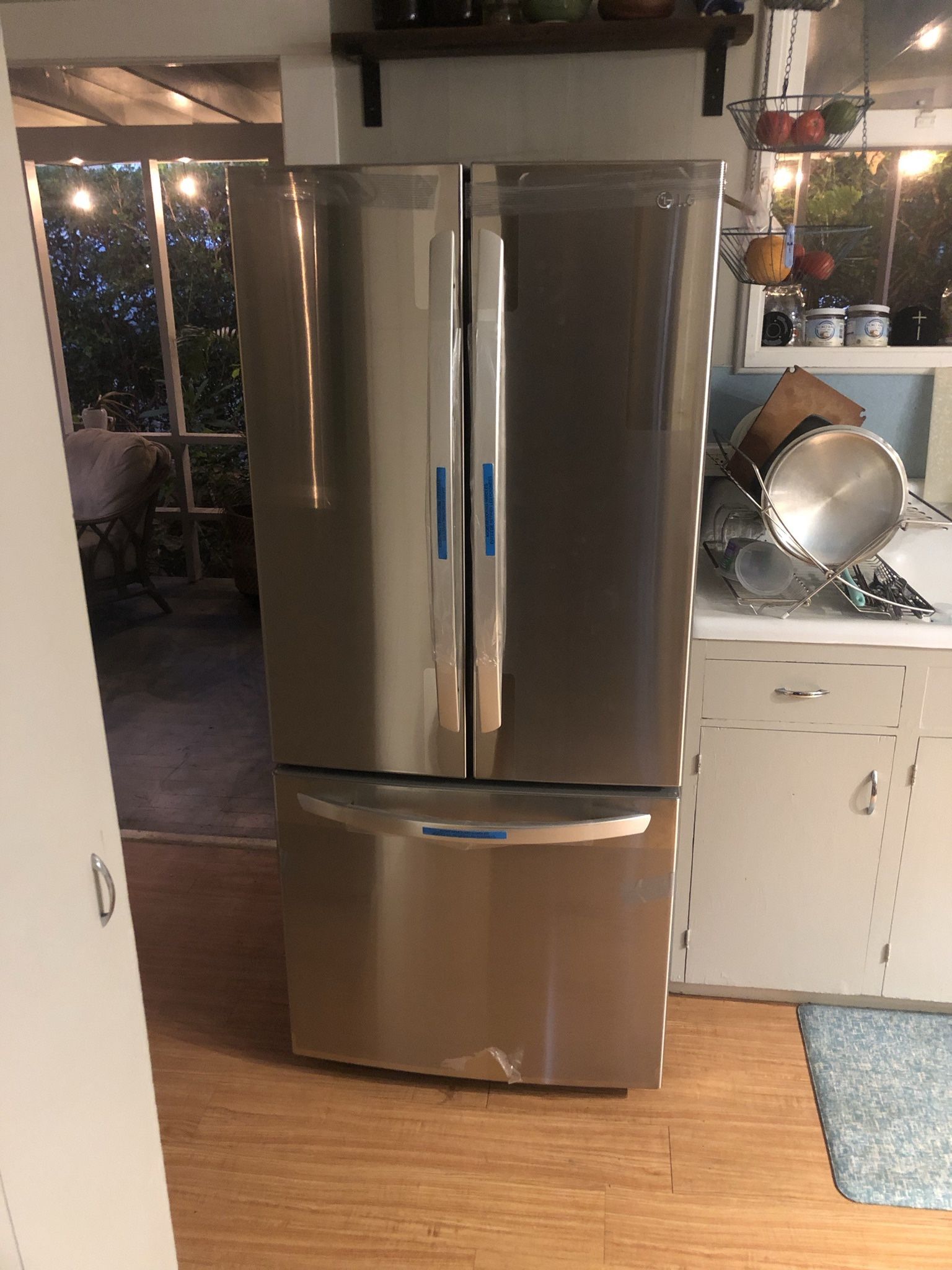 Bottom Freezer LG Refrigerator 
