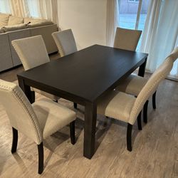 Dining Table Set