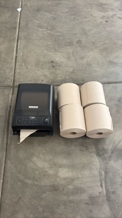 Monogram Paper Towel Dispenser with 4 Rolls
