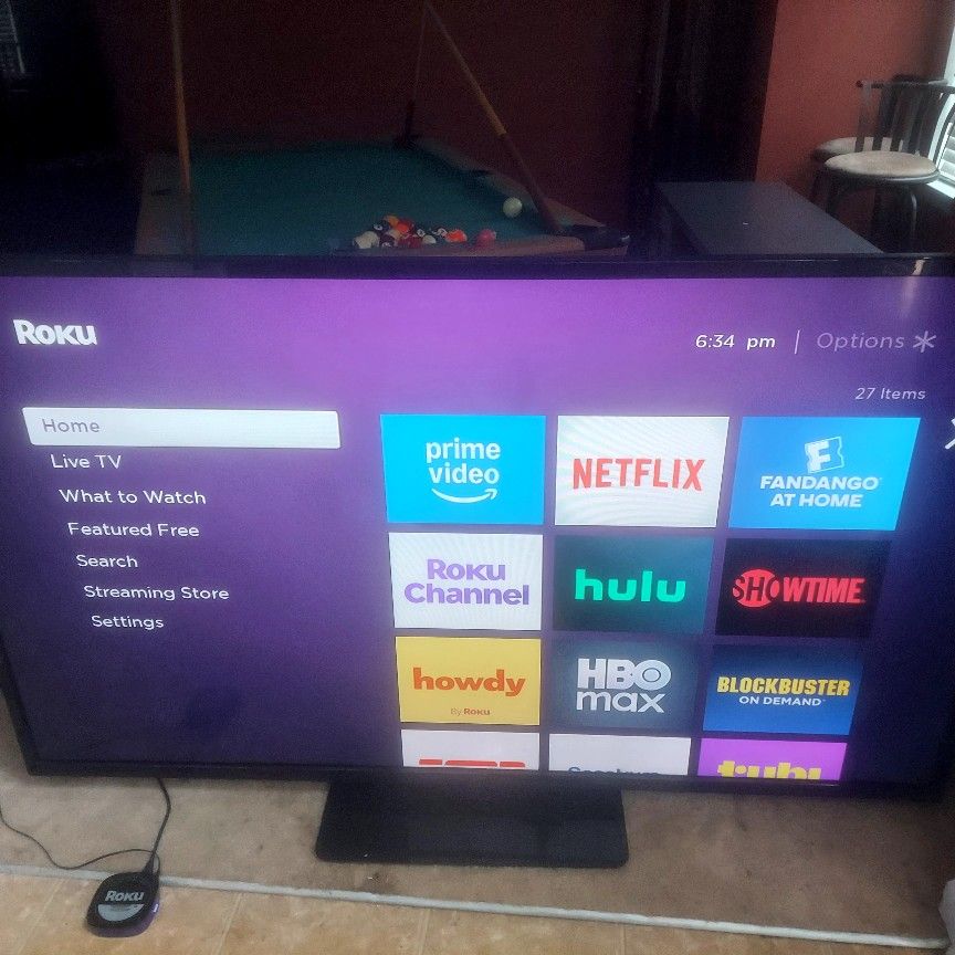 70in Smart TV With Roku Stick And TV Stand