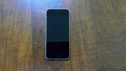 iPhone SE 16GB