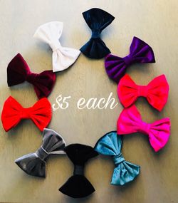 Velvet Bows ,Moños de terciopelo