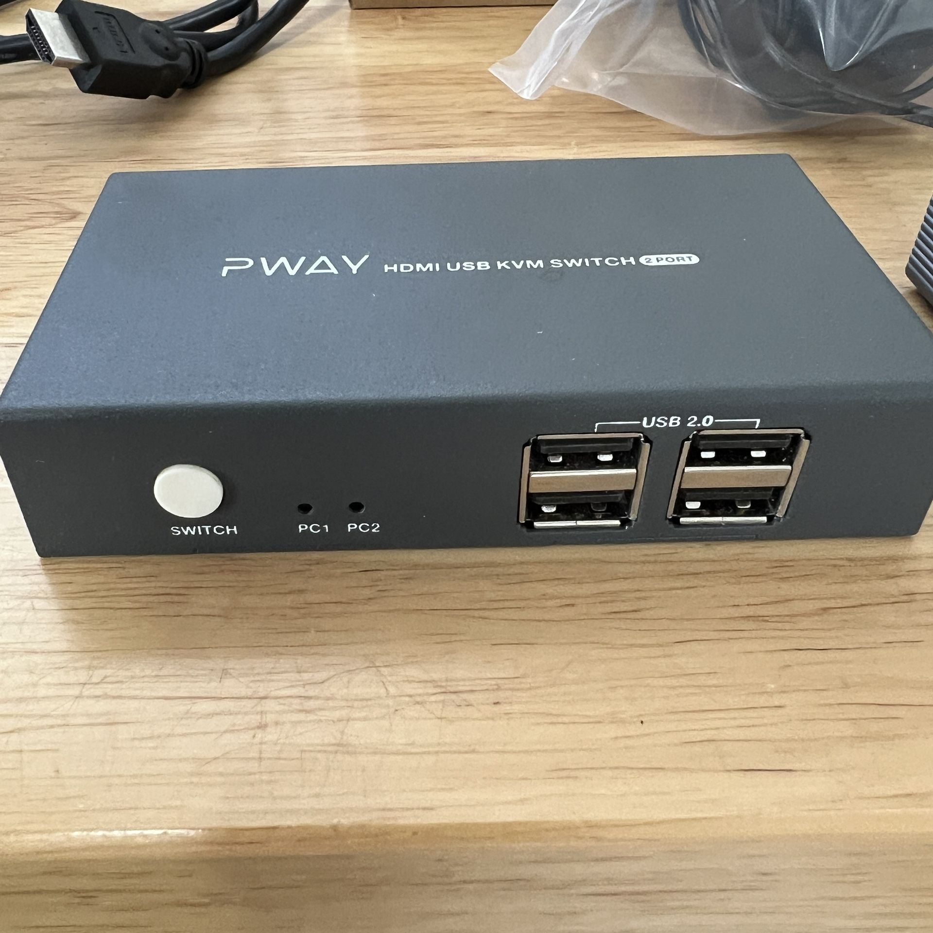 KVM switch 2 Computers / 1 Monitor