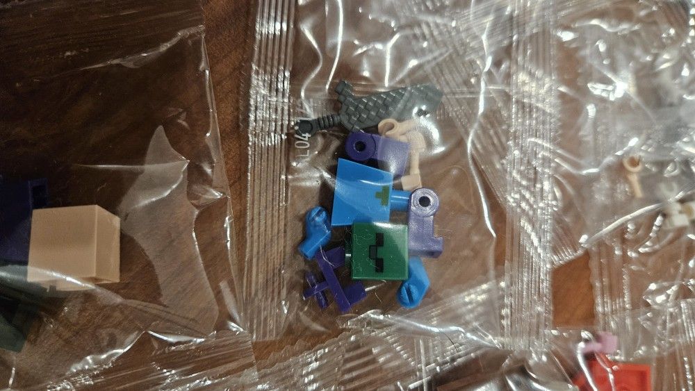 Brand New 30pc Unbranded Minecraft Lego Pixel Themed Figures