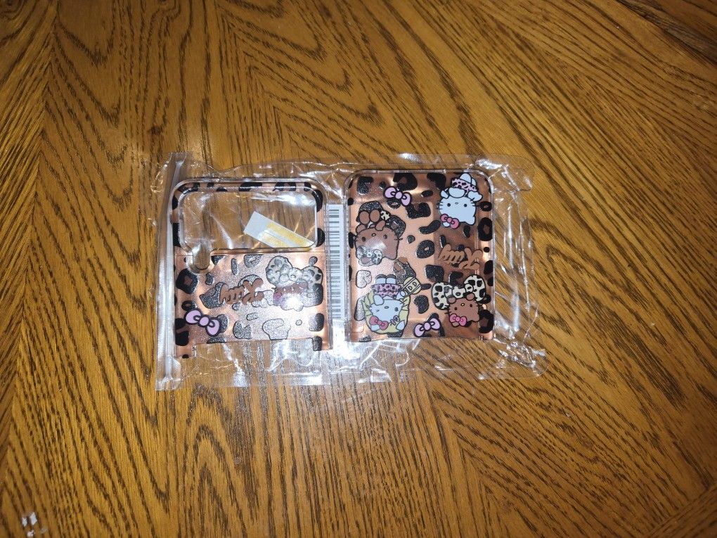 Hello Kitty Z Flip 4 Case