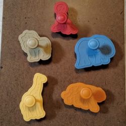 Crate & Barrel Set Of 5 Cookie Cutters (Circus Animals)