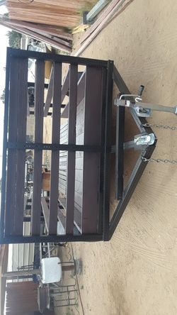 10 ft long 6ft wide 5 ft tailgate trailer