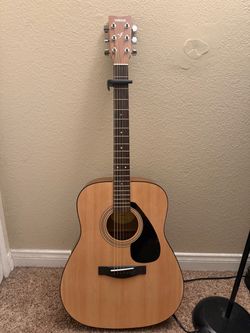 Acoustic Yamaha guitar