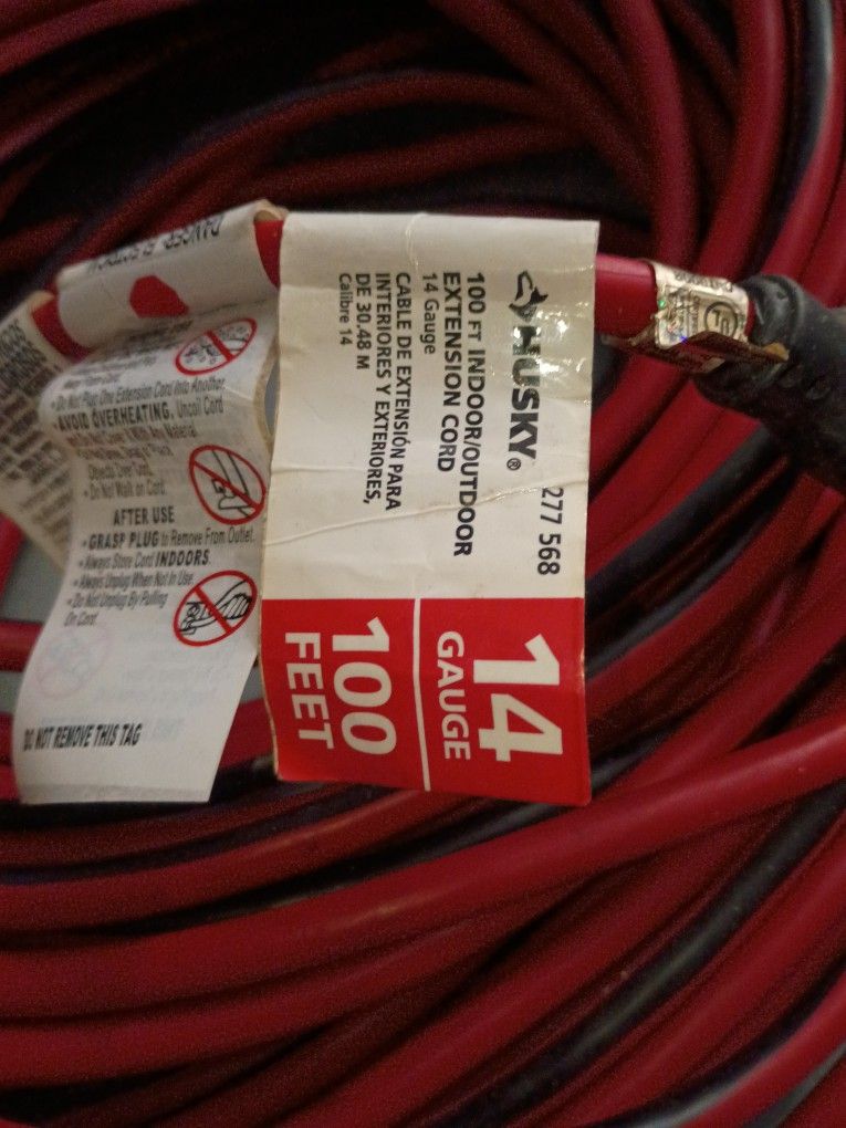Husky 14 Gage 100' Extension Cord