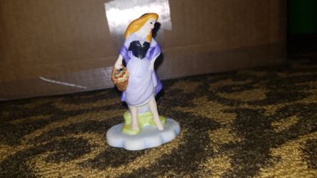 Sleeping beauty figurine
