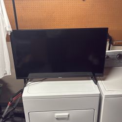 40 inch hisense roku tv brand new no damage 