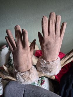 Faux Suede Winter Gloves with Fur Cuff