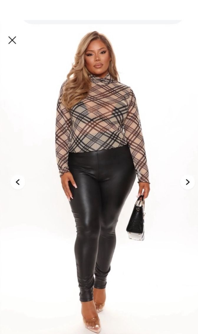 FASHION NOVA- NWT- Women's 2X sheer top