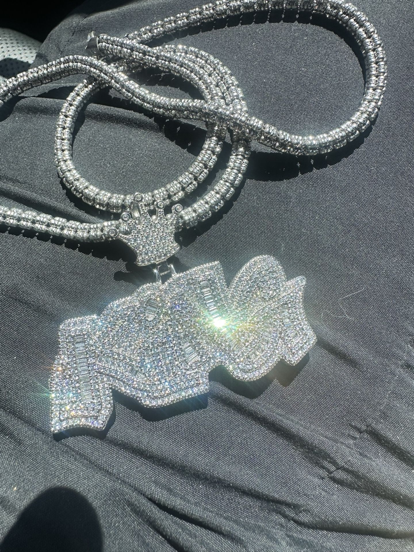 Silver Chain With Pendant