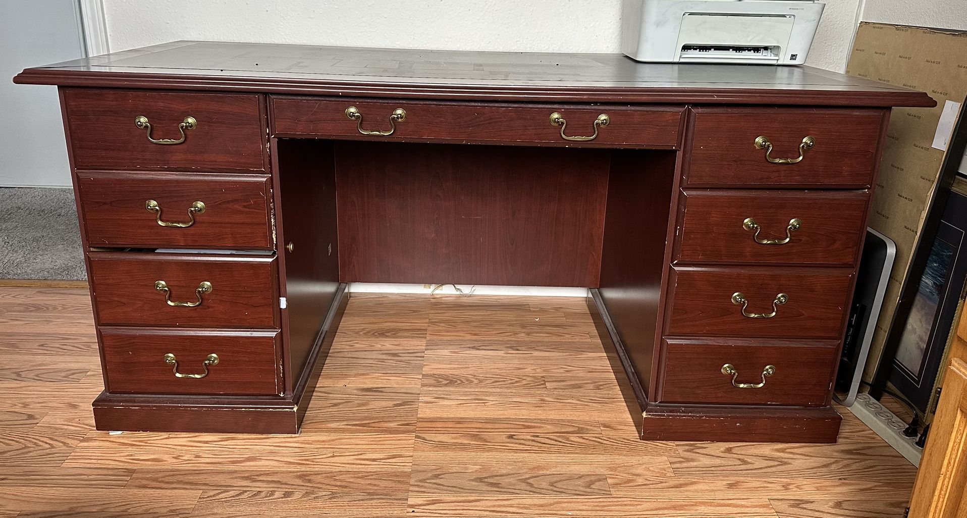 Large Office desk