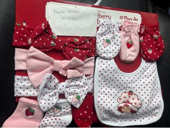 Strawberry shortcake baby set
