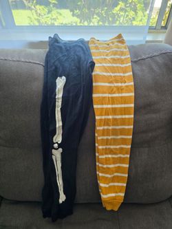 Cat & Jack Kids Leggings Set - Skeleton and Striped 5-6