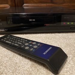 FOR PARTS Magnavox VHS/VCR Player Recorder VR9960AT01 4 Head With Remote