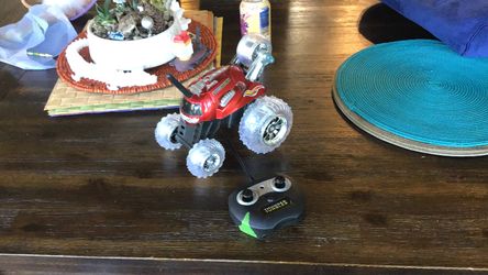 Toy rc car