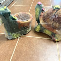 Frog planter and turtle welcome statue. Hand-painted and still wrapped 