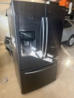 Samsung French Door Refrigerator – Black Stainless