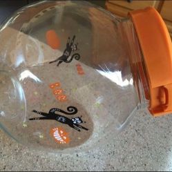 Snapware Plastic Halloween Cookie Or Candy Jar/$10/Lakeside