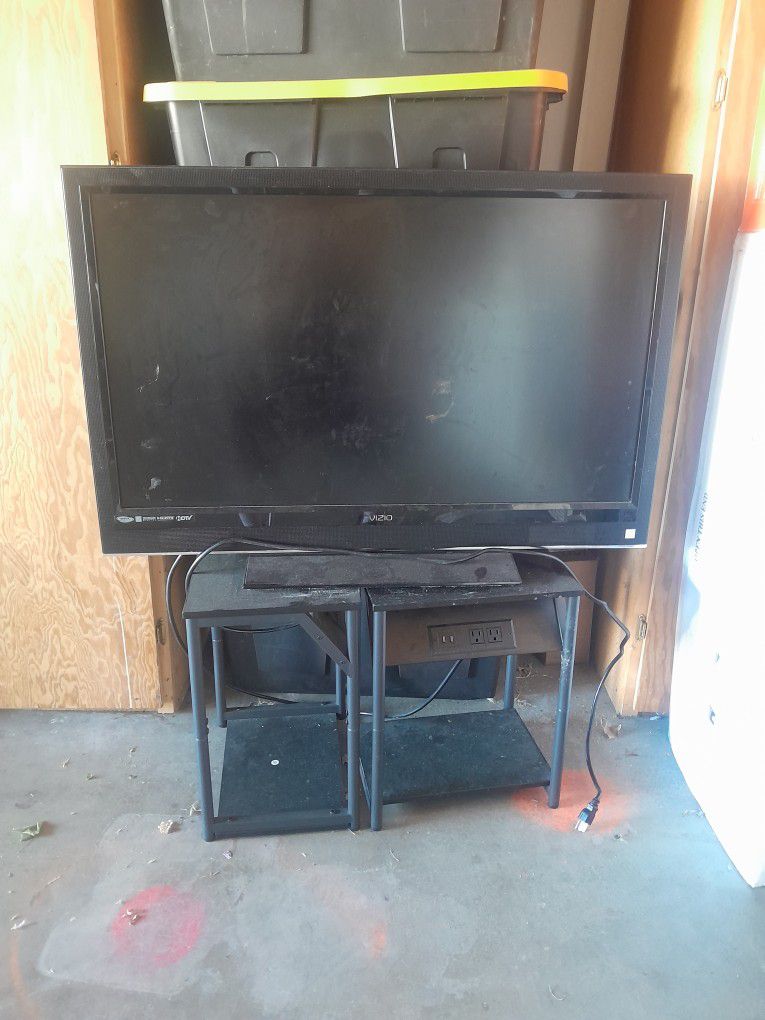 Tv And 2 Small End Tables Charging Station On Both End Tables 