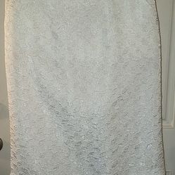 White Tailored Skirt with Two Side Pockets (Size 6-8)
