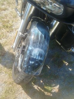 Custom airbrush on the spot