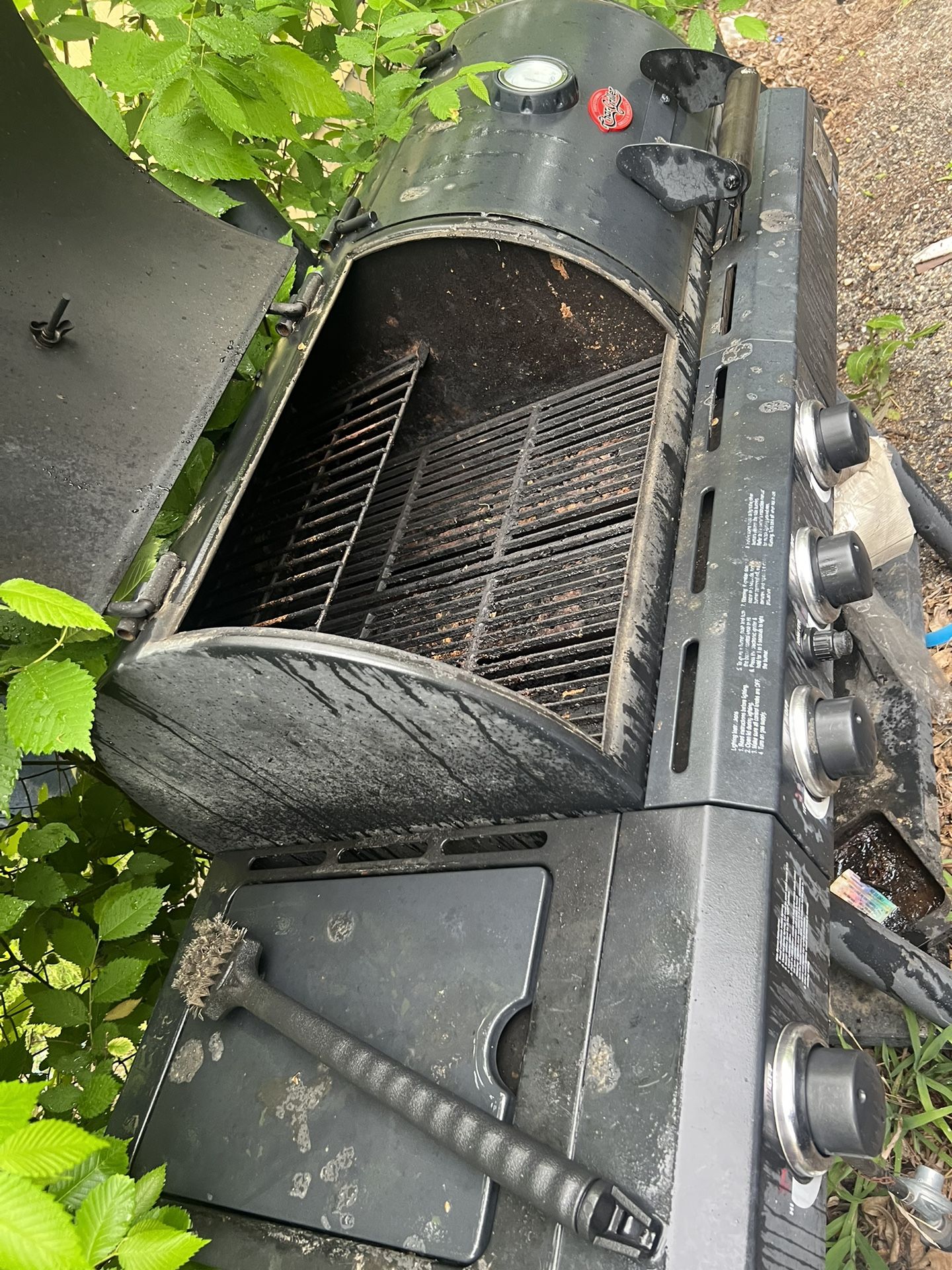 Texas Trio 4 Burner Dual Fuel Grill with Smoker in Black