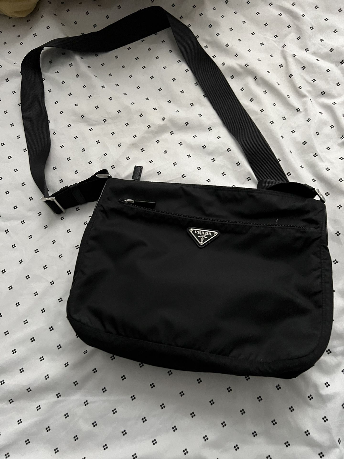 Re Nylon Prada Messenger Bag 